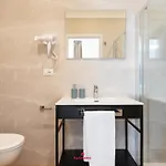 Barirooms - District 198 * Bari